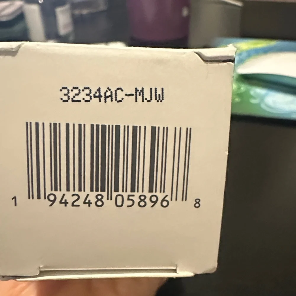 bareMinerals Ageless Collagen Sleeping Mask with Purple Accent - Picture 6 of 7